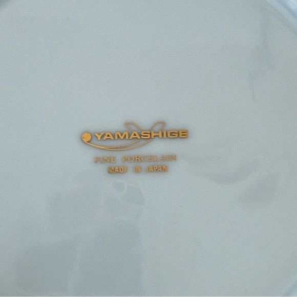 YAMASHIGE Japan 8 Pc Cobalt Blue Gold Encrusted Dinner w Salad Plates Porcelain - Picture 9 of 11